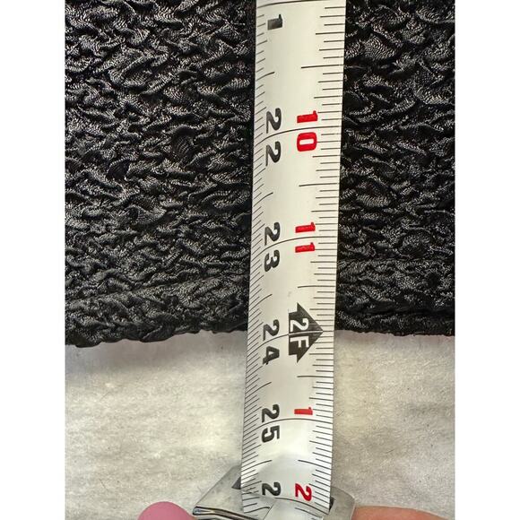 Chico's Black Stretch Shiny Lightweight Cardigan Open Front Size 1 - Picture 8 of 8